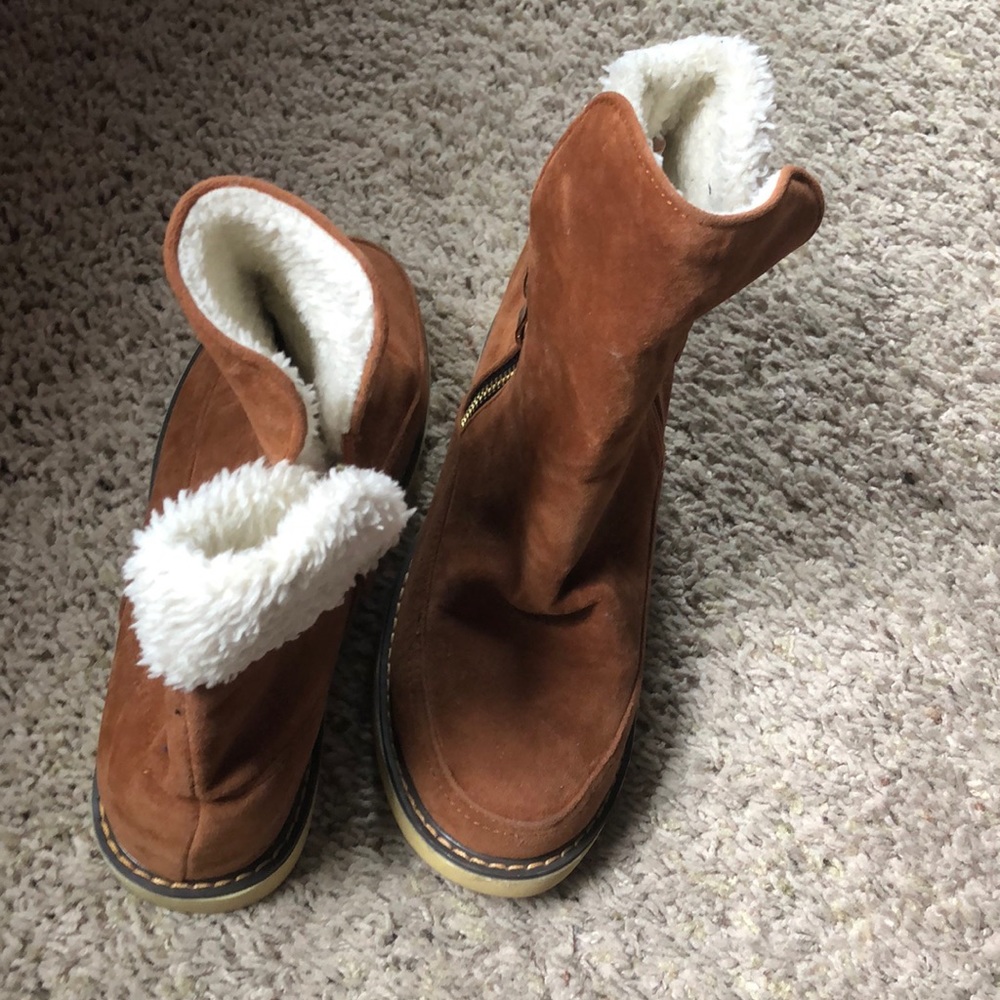 Keschser ankle boots